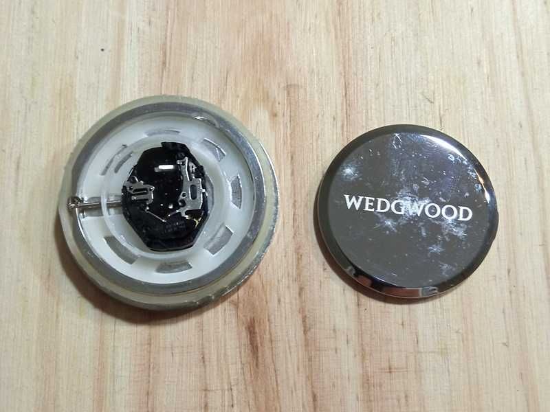 Relógio Quartz de Mesa Wedgwood Jasperware