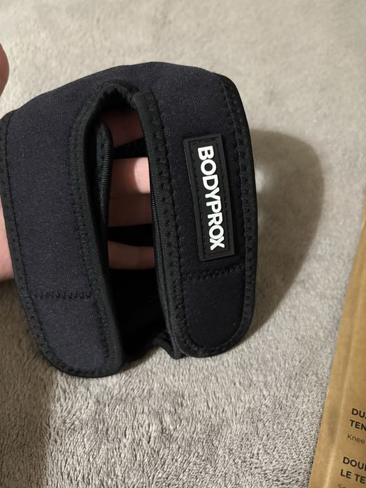 Opaska uciskowa na kolano stabilizująca