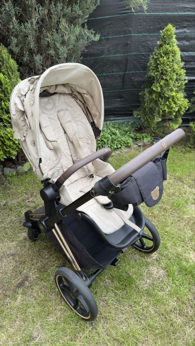 Wózek spacerowy Cybex Priam 4.0 Rose Gold Flowers + dodatki | Stan dobry