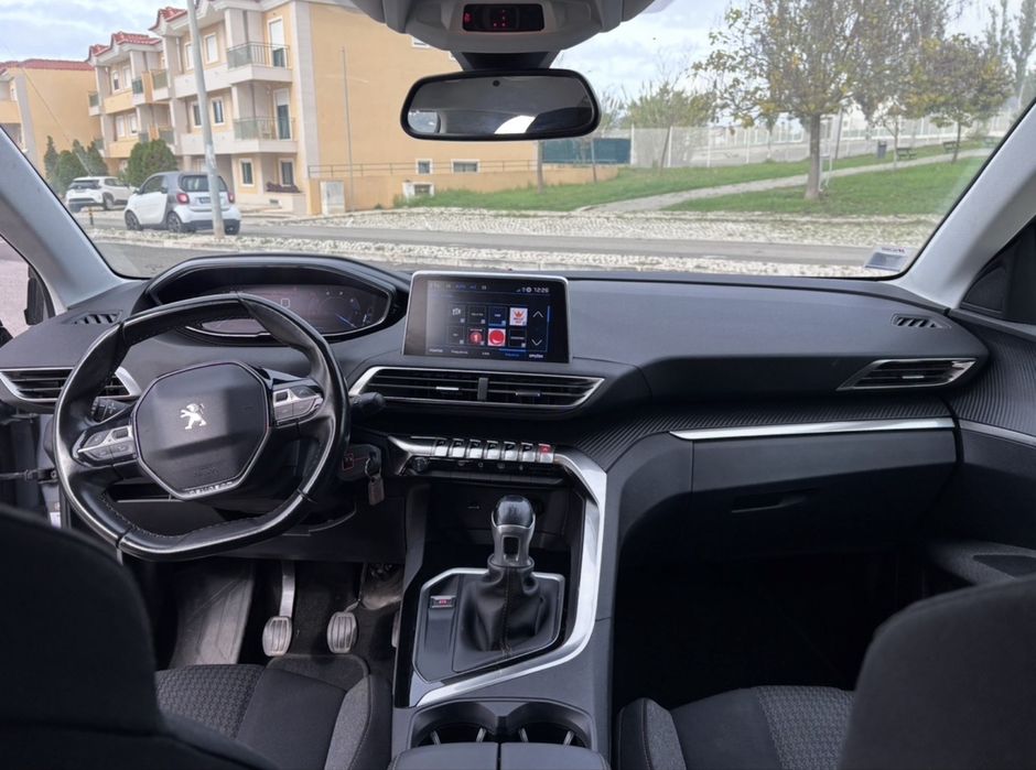 Peugeot 3008 BlueHDI 130cv - Impecável