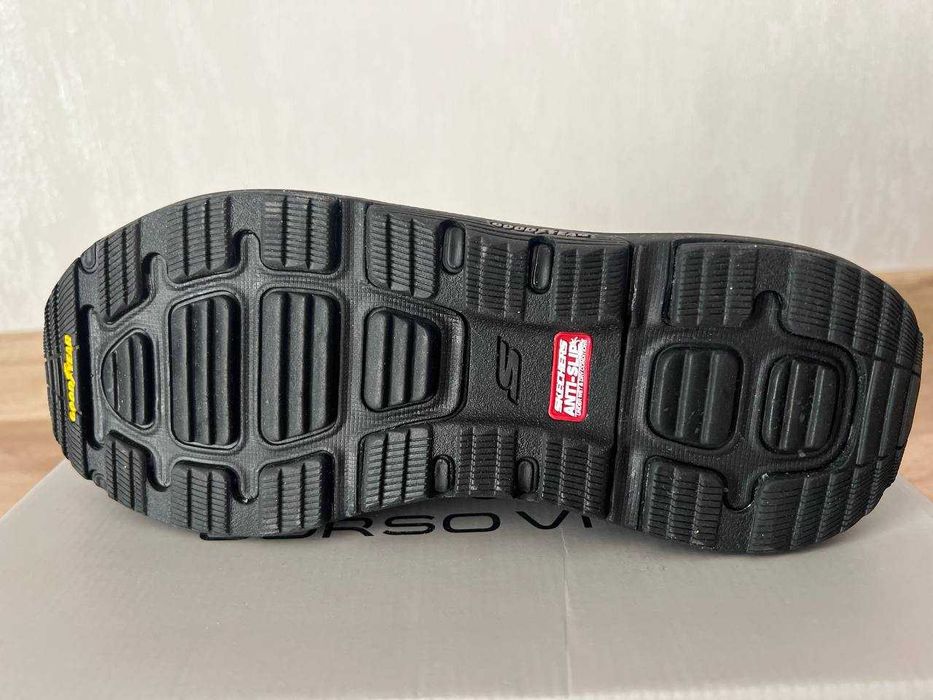 Новi Кросівки сліпони skechers, 38 розмір. Оригінал