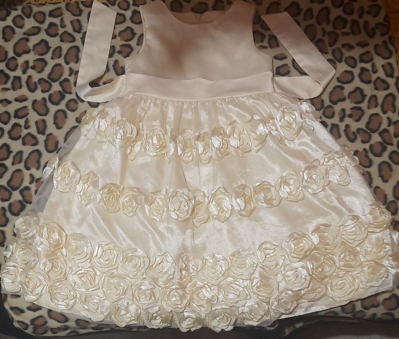 Сукня святкова дитяча