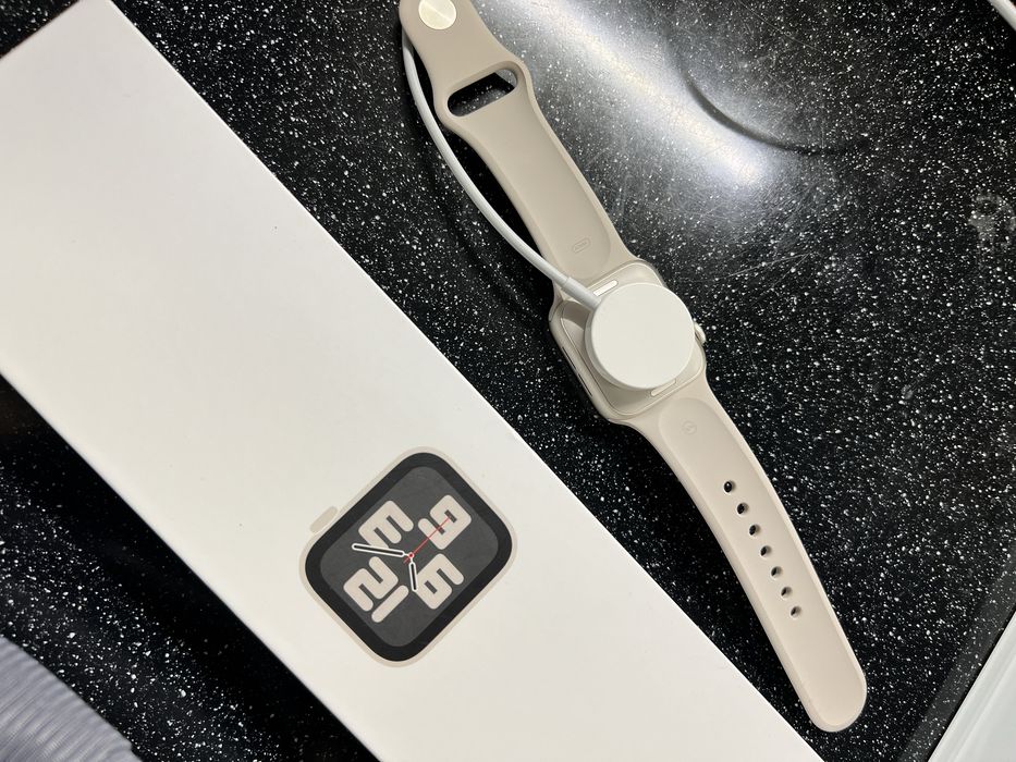 Apple Watch SE (2nd Gen) 40mm