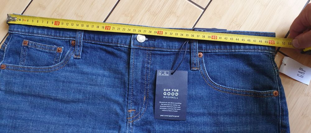 Женские фирменные джинсовые стречевые шорты GAP