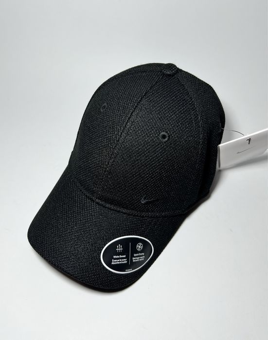 Кепка Разпродаж nike M-L. 55-59