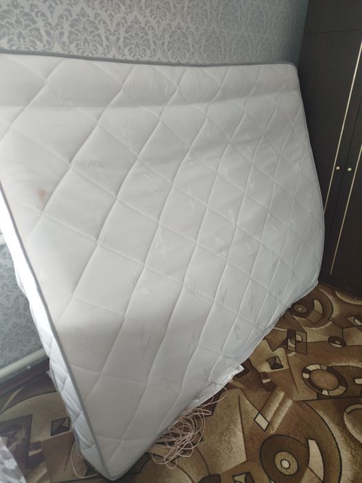 Продам Матрац  2х2