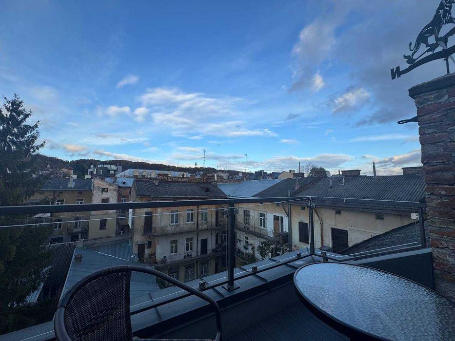 продаємо унікальний будинок |історичний Львів|вигідно для інвестиції