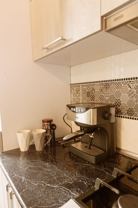 New Time. БЕЗПЕРЕБІЙНИЙ Wi-fi, гаряча вода, опалення Квартира подобово