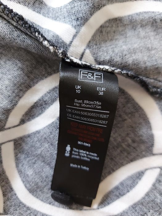 Elegancka sukienka koszulowa maxi midi w geometryczny wzór M