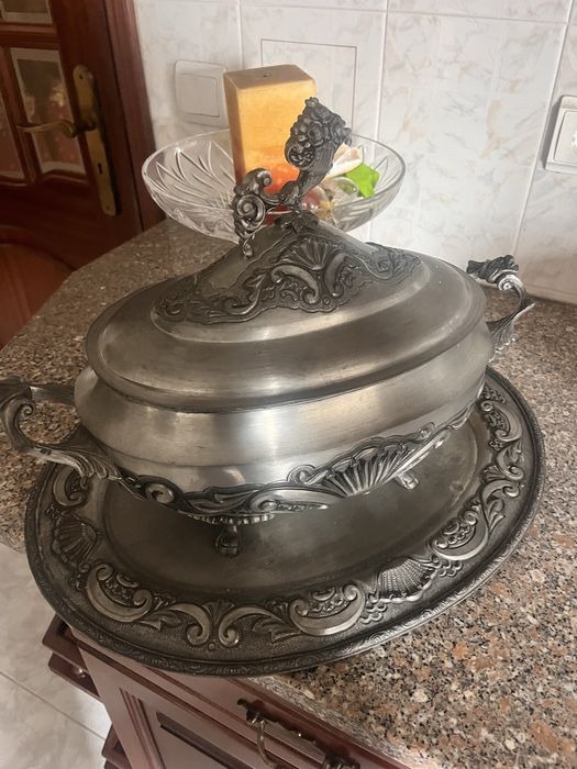 centro de mesa em estanho