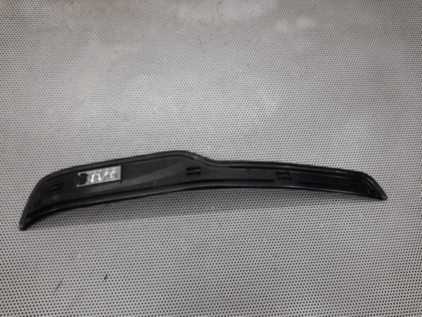 Rodapé / soleira porta frente direita BMW 3 Touring (E91)