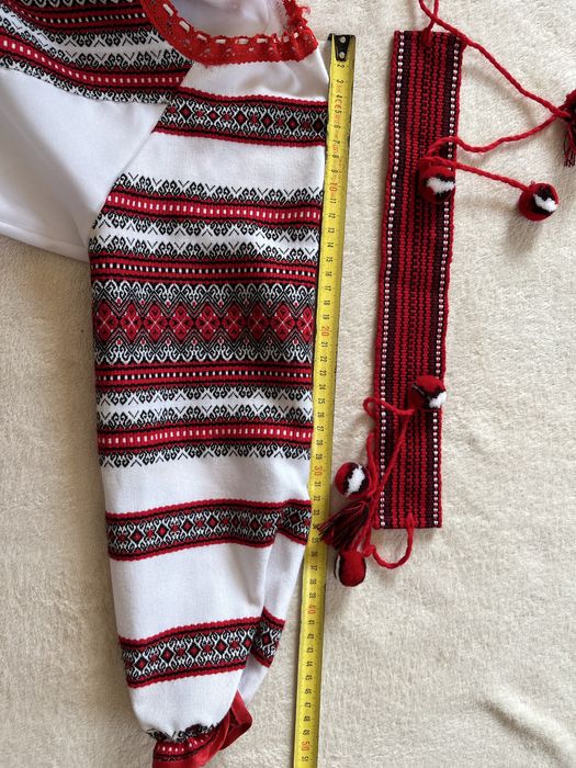 Вишиванка+ спідничка+ чільце. 128/134 см. 8-9 р. Набір трійка.