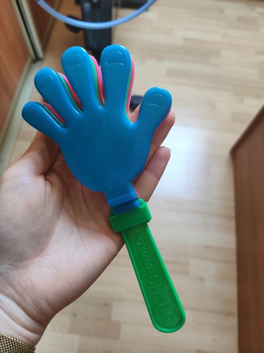 Kolorowa grzechotka