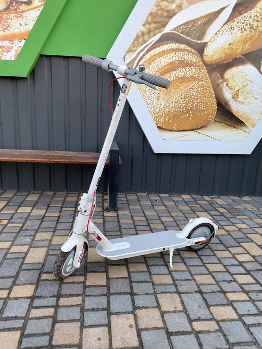 Продам электросамокат xaomi Electrik Scooter 3 Late