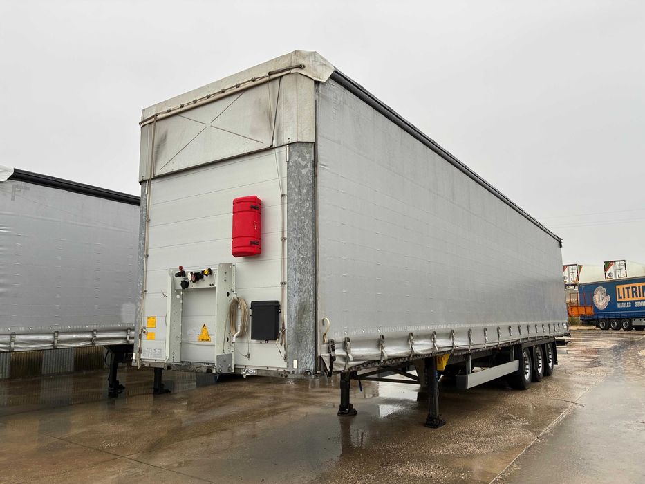 2021 Semi-Reboque Schmitz Cargobull SCS 24 com Cortina Lateral