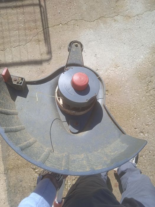 Corta relva electrico