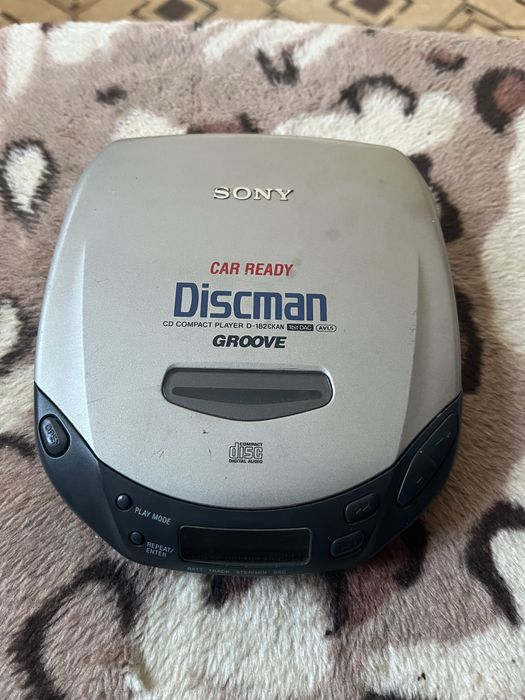 СD-плееер sony  d-182 ckan ст хороший