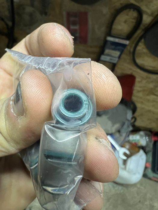 Сальники клапанов Nissan, Renault 3.0 zd30