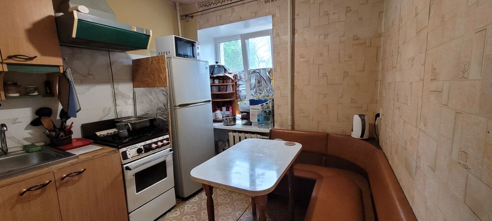 2х квартира 2 поверх, Соцмісто.