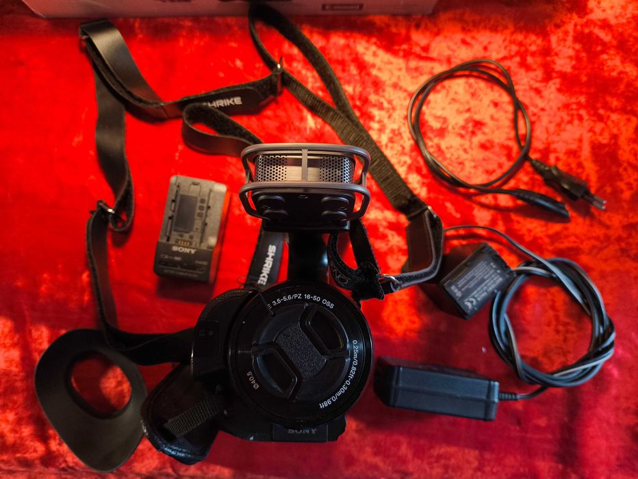 Стрім сетап: камера - Sony NEX-VG20EH + Pinnacle 710-USB (карта відеозахоплення)