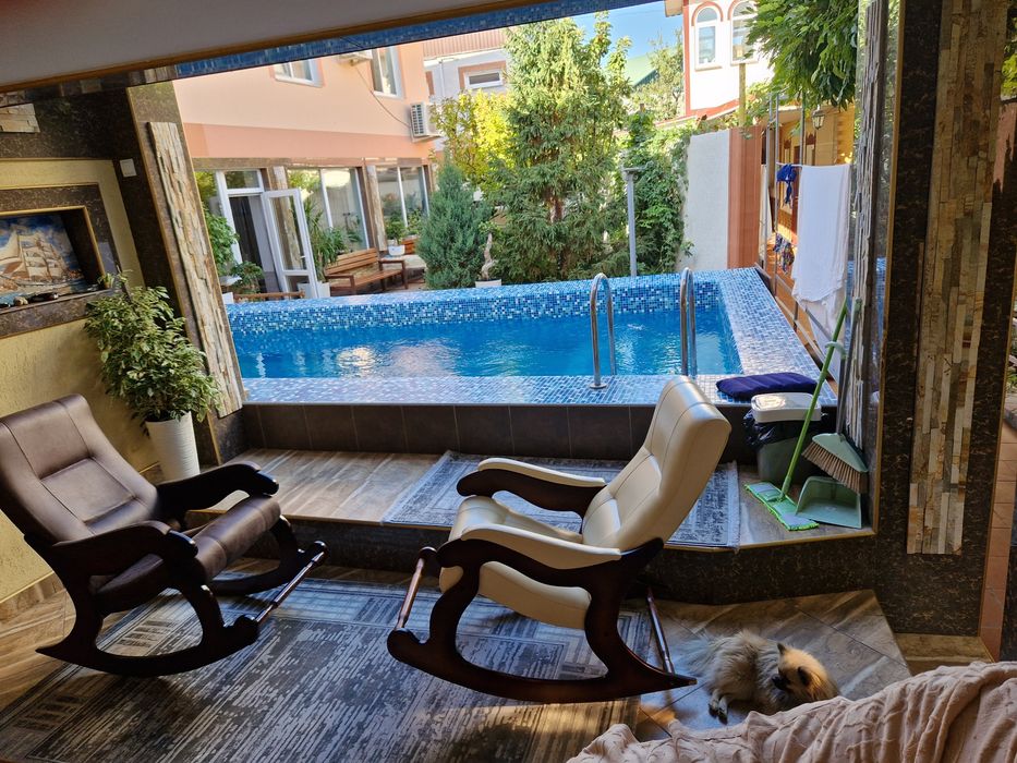 Сауна на дровах(Черноморка.Киевский р он) банкетный зал, номера люкс.