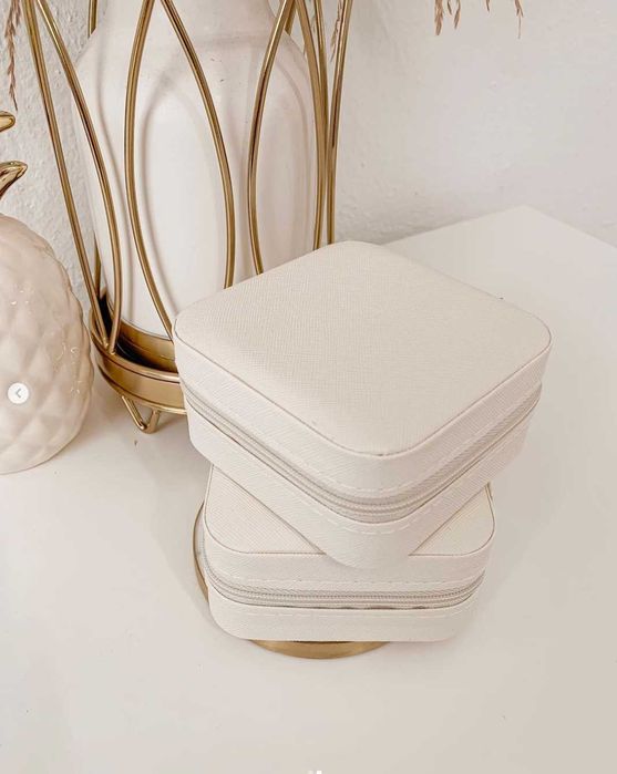 Caixa de Jóias / Guarda Jóias Nova / Porta Jóias