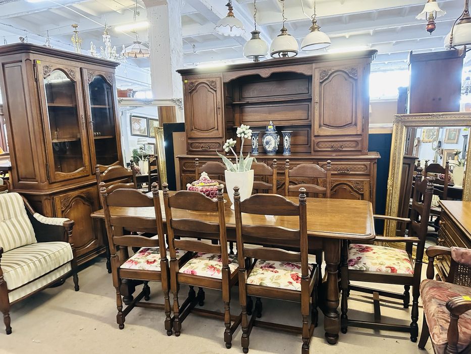 1000METRÓW STYLOWYCH MEBLI Komplety stoły z krzesłami, komody witryny