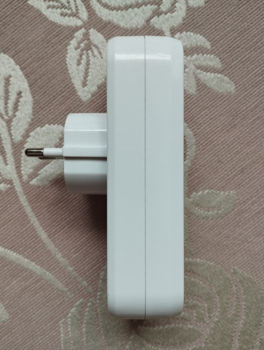Перехідник на дві розетки + два USB виходи