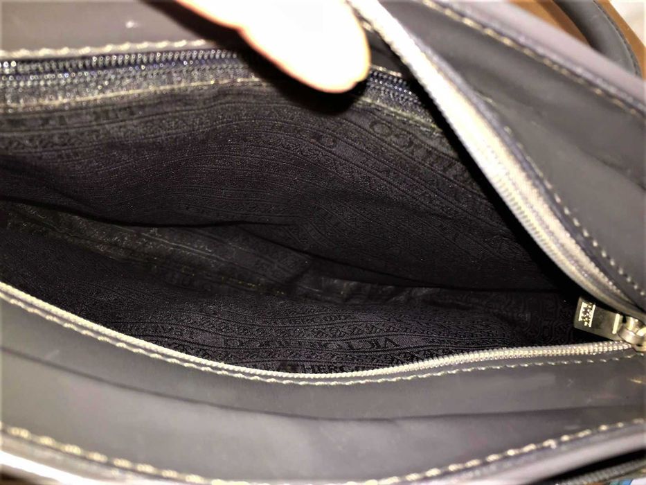 Mala Tiracolo Cinzenta Victor Hugo