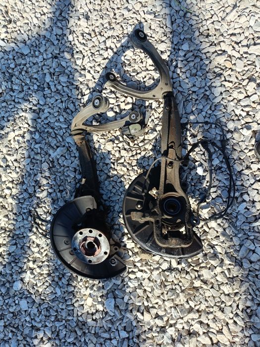 Audi Q7 4L zwrotnice prawa lewa