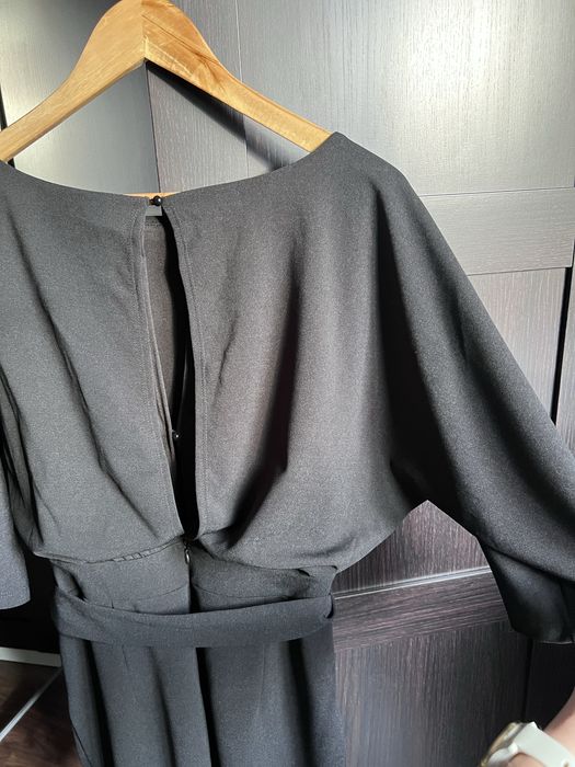 40(L) czarna sukienka Bubbleroom