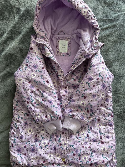 Зимова куртка на дівчинку Sinsay. 128-134