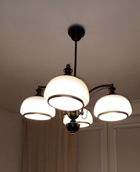 Piękny żyrandol PRL Vintage. 4klosze