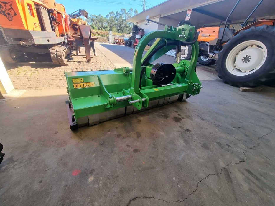 Triturador destrocedor martelos novo 1.60 mt de trabalho