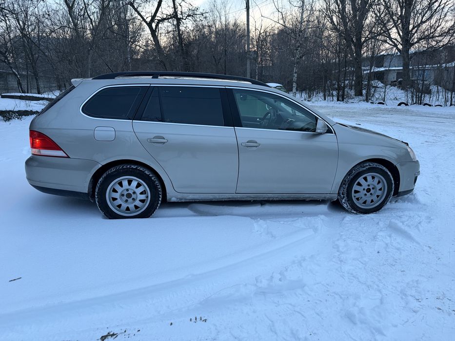 Volkswagen Гольф 5 Автомат 2л Дизель
