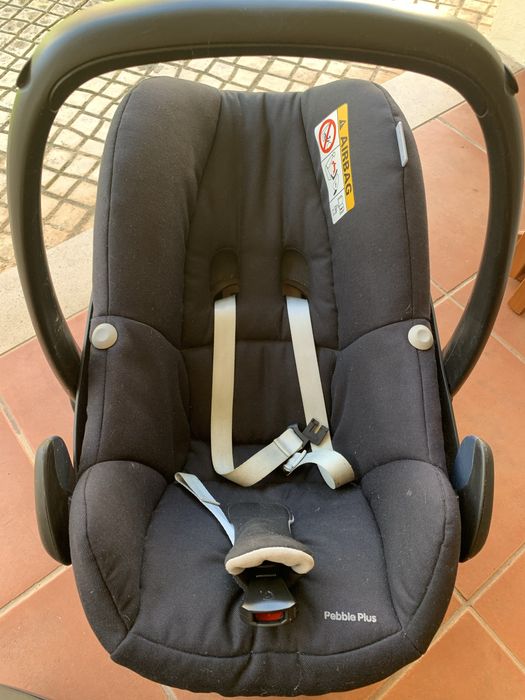 Cadeirinha de bebe e base isofix