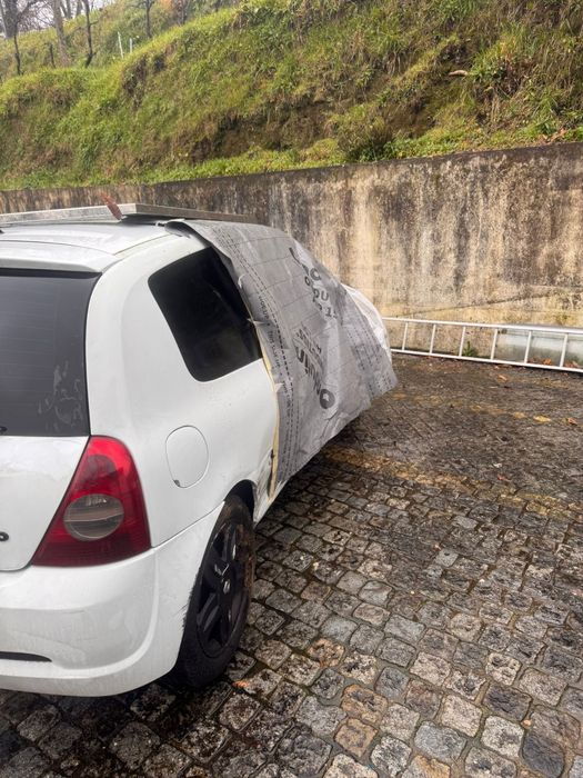Todo o material Renault clio