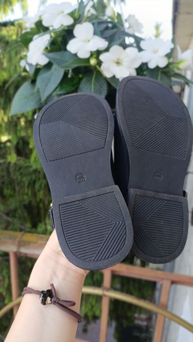 Продам туфлі Clibee