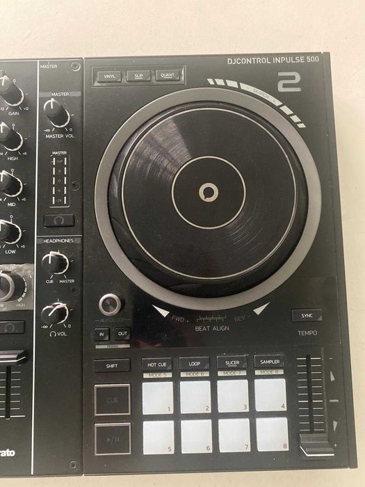 Controlador DJ Hercules Inpulse 500