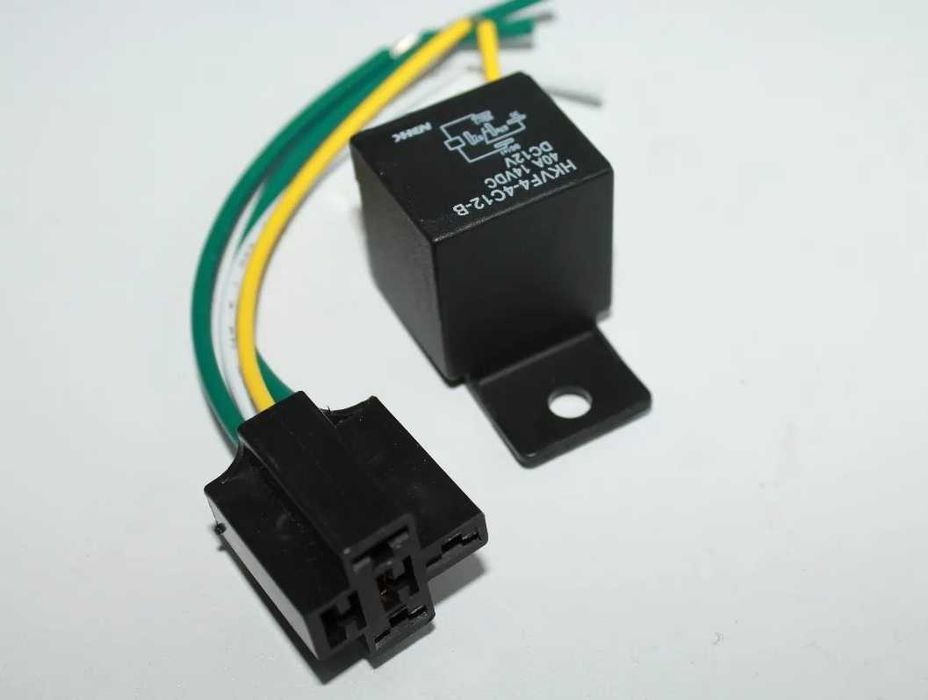 Relé Fusível Relay HKVF4-4C12-B 40A 14VDC DC12V 4Pins (NOVO)