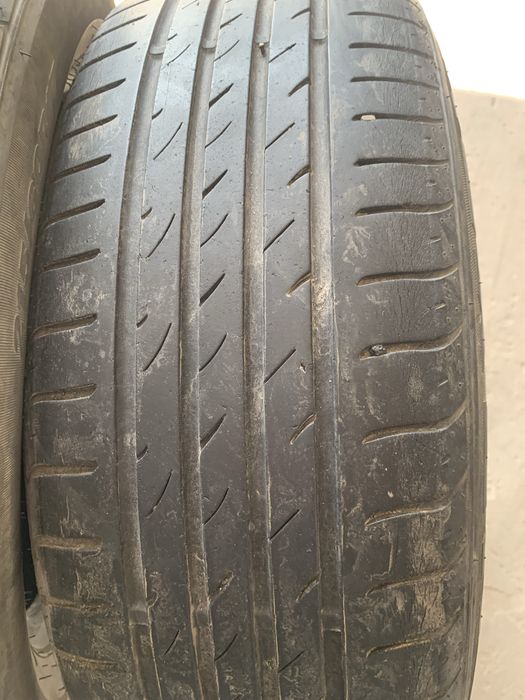 Продам шини NEXEN 215/60R17