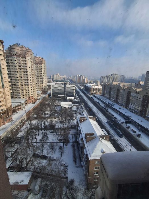 Продаж двокімнатної квартири по вул. Борщагівська Солом'янський НАУ