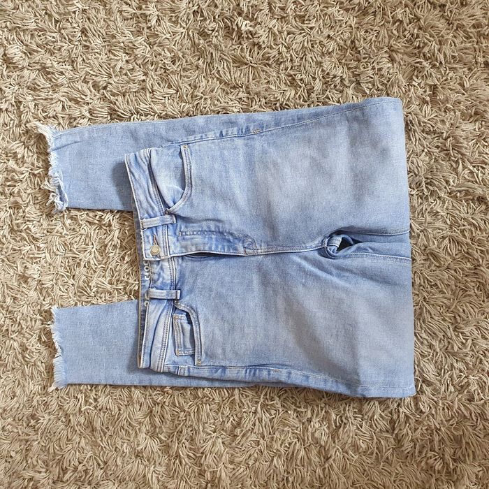 Spodnie jeans z wysokim stanem clockhouse jak nowe