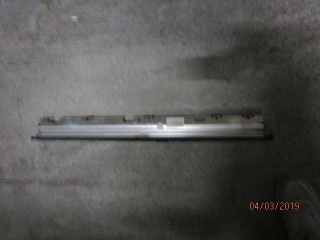 Chapeleira / tampo da mala AUDI A8 (4E_)