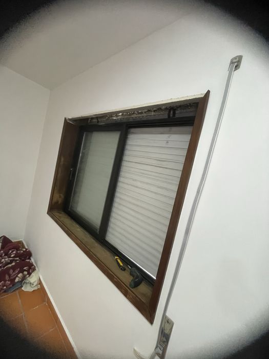 Reparação de estores e caixilho454264441925150724