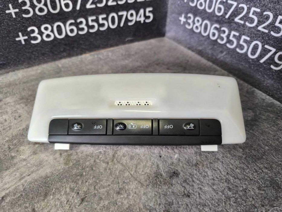 Плафон освітлення салону Nissan Leaf 2  Kicks   264305TA0A