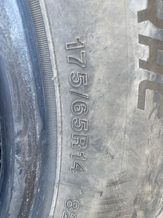 Продам комплект  175/65/14 150$