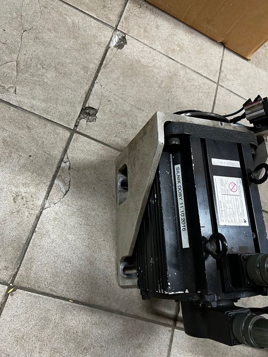 Serwosilnik YASKAWA 3.0kW AC Servo Motor USASEM-30AC1 | Sigma