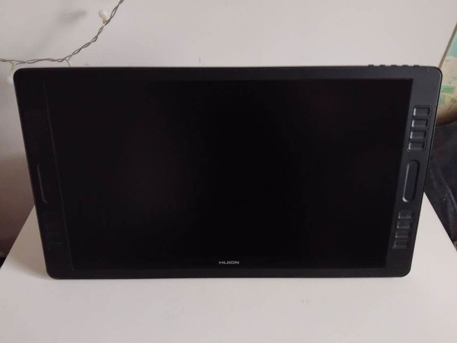 Huion Kamvas PRO 20 - tablet graficzny
