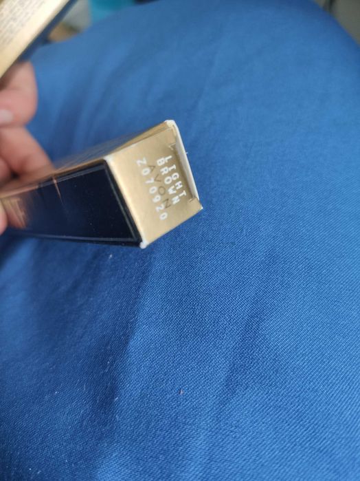 Avon Luxe wypełniający żel do brwi Light brown